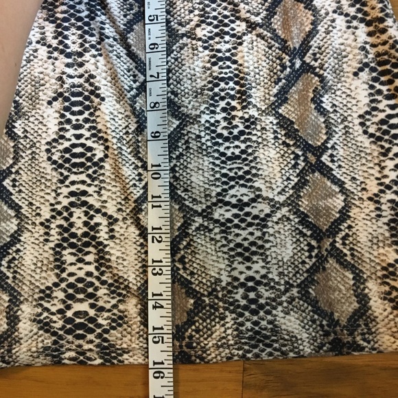 Snake Skin Pattern Mini Skirt (matching crop top on my page available) - Picture 10 of 11